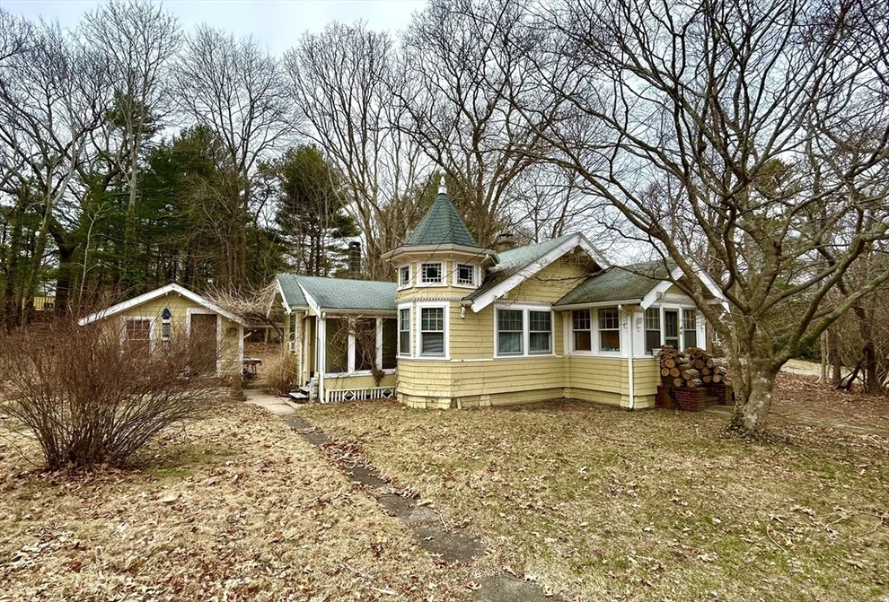 Unit for sale at 68 Depot St., Duxbury, MA 02332