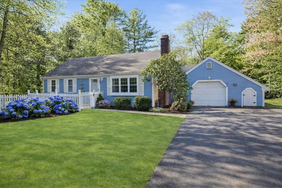 Unit for sale at 65 Black Oak Road, Barnstable, MA 02648