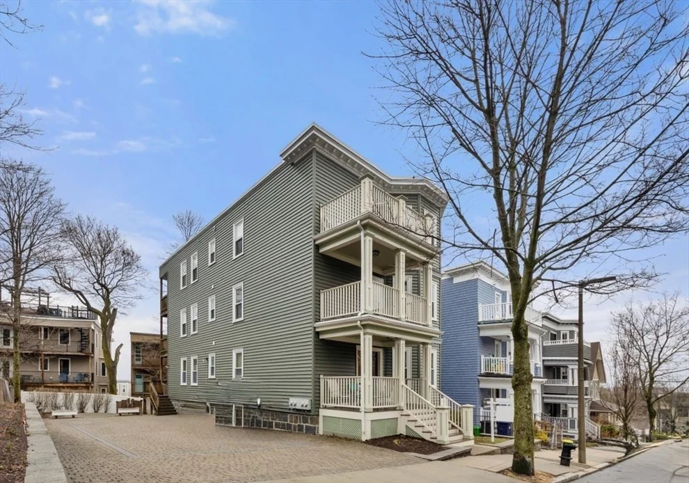 Unit for sale at 128 Cushing Ave, Boston, MA 02125