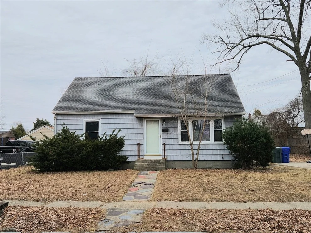 Unit for sale at 245 El Paso St, Springfield, MA 01104