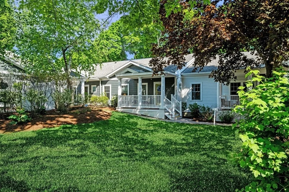 Unit for sale at 16 Green Street, Ipswich, MA 01938