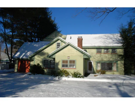 Unit for sale at 92 Hull St, Beverly, MA 01915