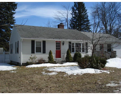 Unit for sale at 192 Theresa St, Fitchburg, MA 01420