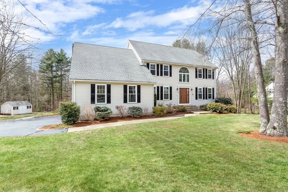 Unit for sale at 28 Jackson Circle, Franklin, MA 02038