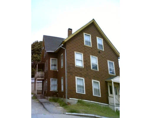 Unit for sale at 162 Canterbury St, Worcester, MA 01603