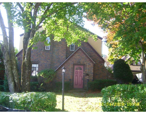Unit for sale at 3 Kenilworth Road, Shrewsbury, MA 01545