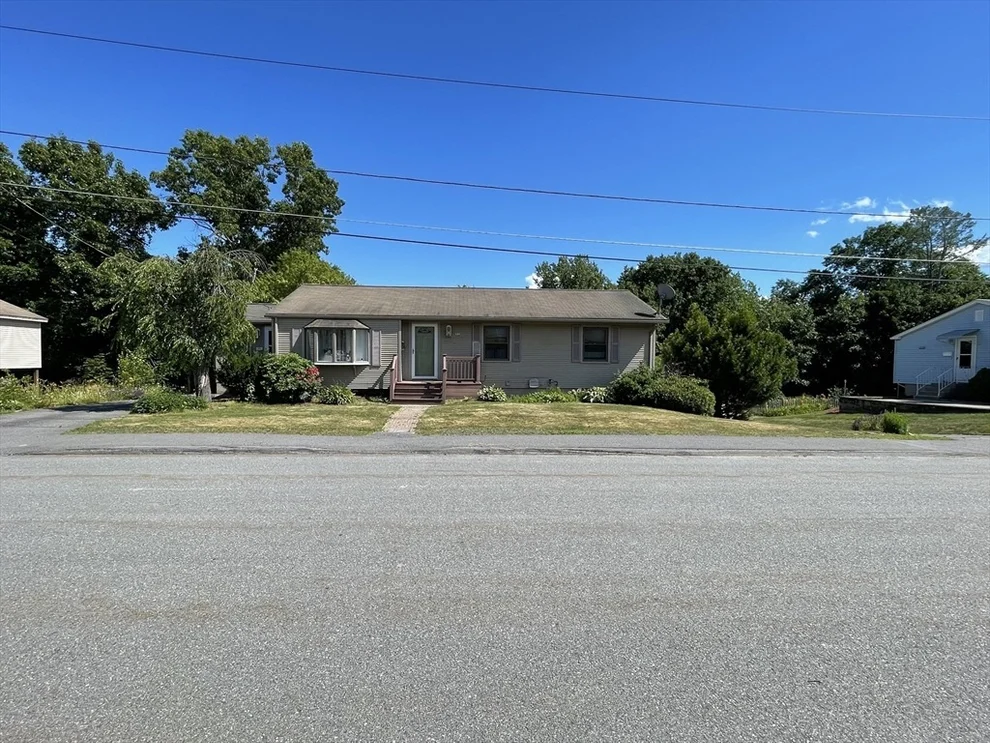 Unit for sale at 55 Barbara Ave, Auburn, MA 01501