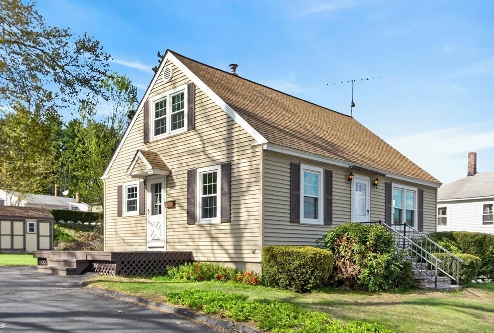 Unit for sale at 75 Connors St, Fitchburg, MA 01420