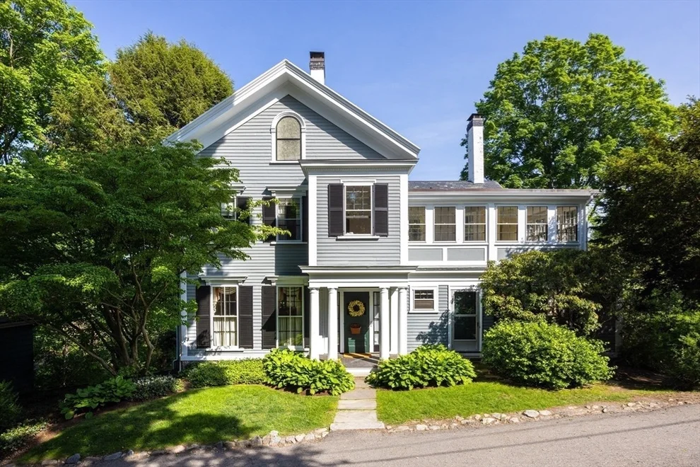 Unit for sale at 33 Wellington Lane, Belmont, MA 02478