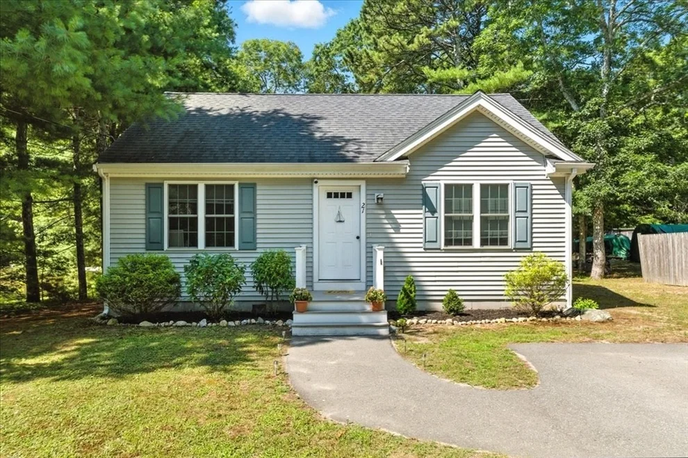 Unit for sale at 21 Crest Ave, Plymouth, MA 02360