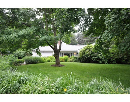 Unit for sale at 39 Red Barn Rd, Wayland, MA 01778