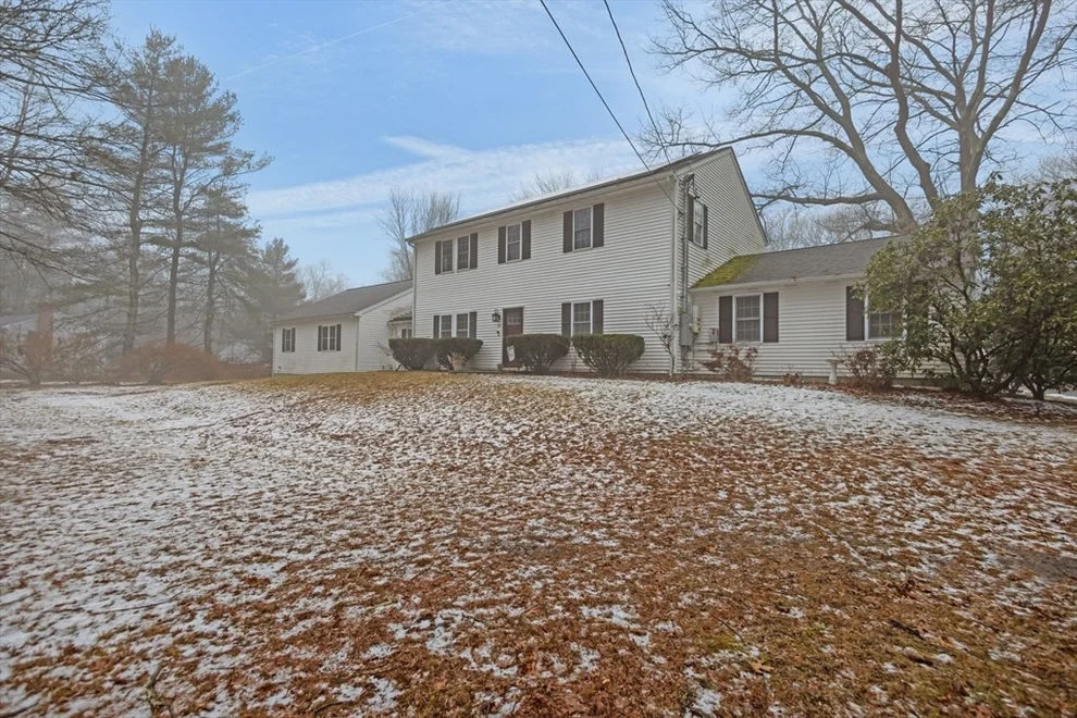 Unit for sale at 14 Mine Brook Rd, Rehoboth, MA 02769