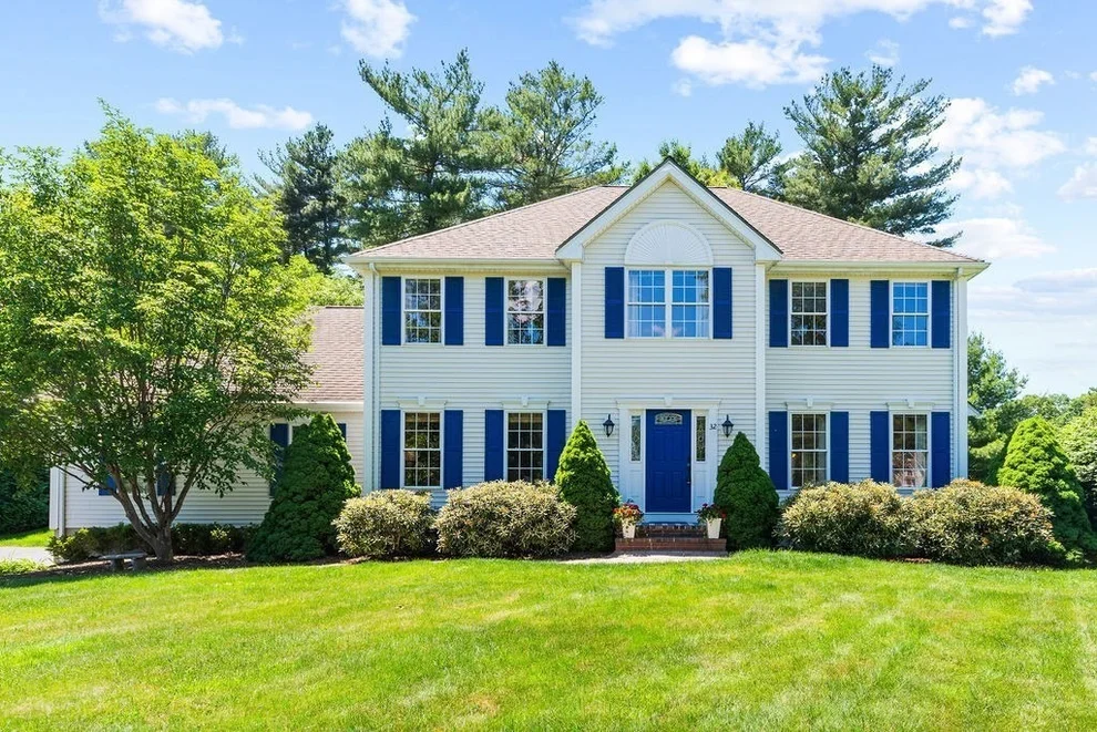 Unit for sale at 32 Cinnamon Cir, Easton, MA 02334