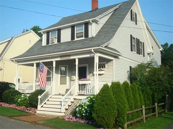 Unit for sale at 6 Stearns Street, Swampscott, MA 01907