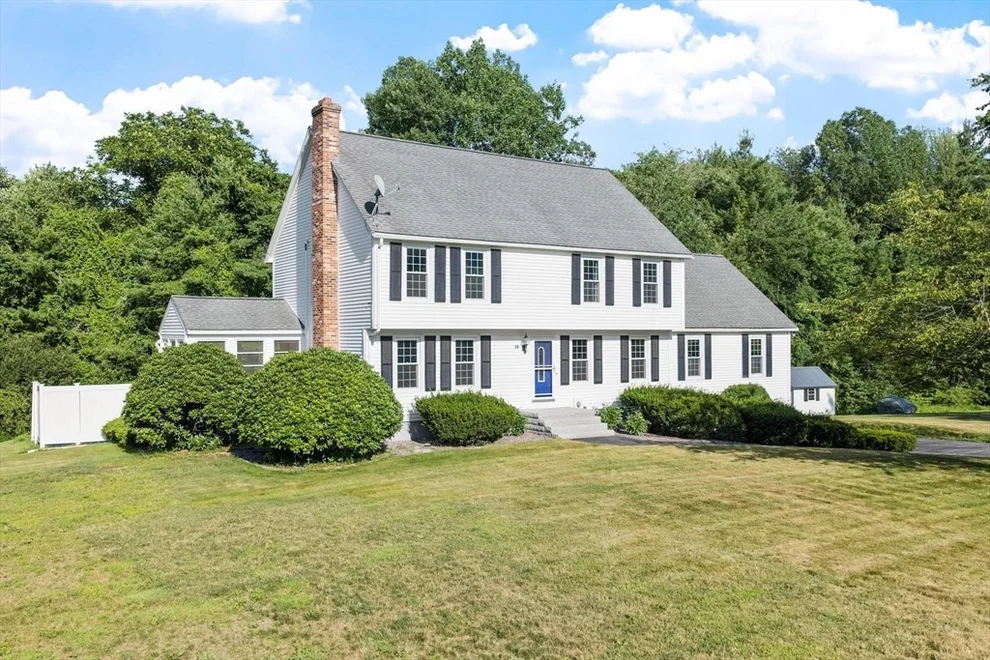 Unit for sale at 19 Villanova Dr, Westford, MA 01886