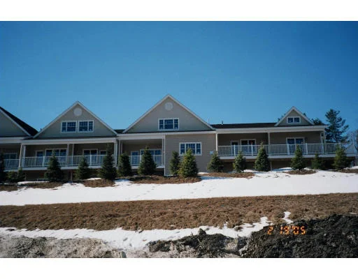 Unit for sale at 5 Tideswell Lane, Worcester, MA 01609