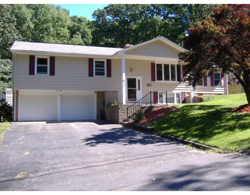 Unit for sale at 1040 Circle Drive, Palmer, MA 01069