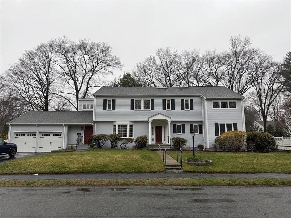 Unit for sale at 28 Mansfield Rd, Wellesley, MA 02481