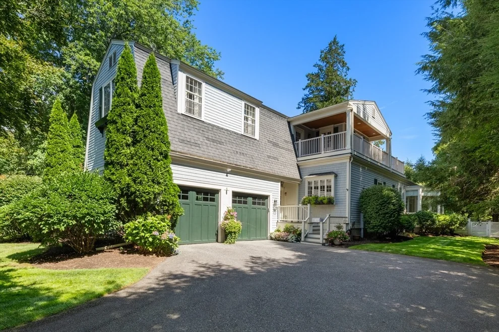 Unit for sale at 10 Cartwright Road, Wellesley, MA 02482