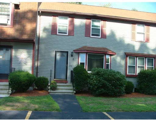 Unit for sale at 103 Twin Brook Ln, Bellingham, MA 02019