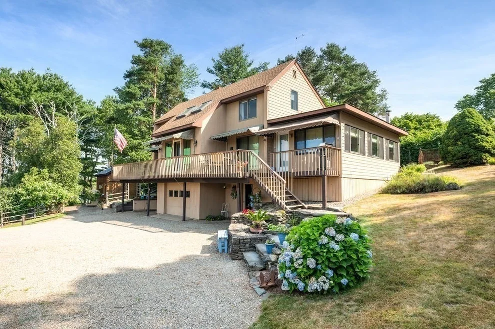 Unit for sale at 22 Little Neck Rd, Ipswich, MA 01938