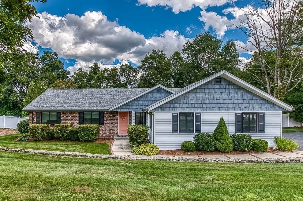 Unit for sale at 56 Mill Pond Ln, Norwood, MA 02062