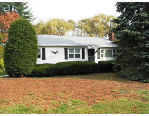 Unit for sale at 5 Ridgeview Avenue, Salem, NH 03079