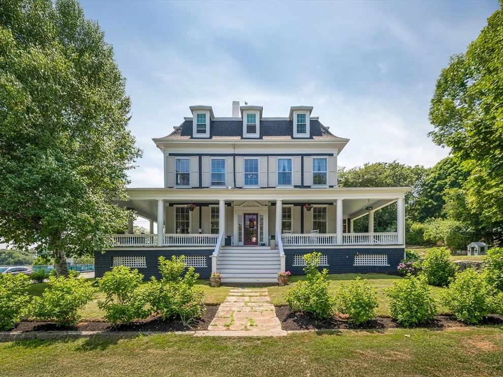 Unit for sale at 31 Beach Rd, Gloucester, MA 01930