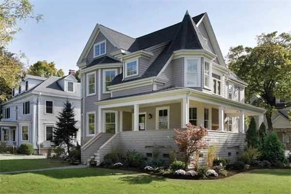Unit for sale at 1762 Beacon St, Newton, MA 02468