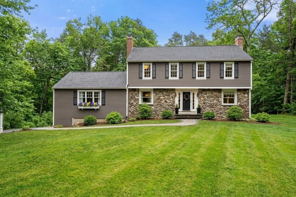 Unit for sale at 17 Janes Road, Boxford, MA 01921