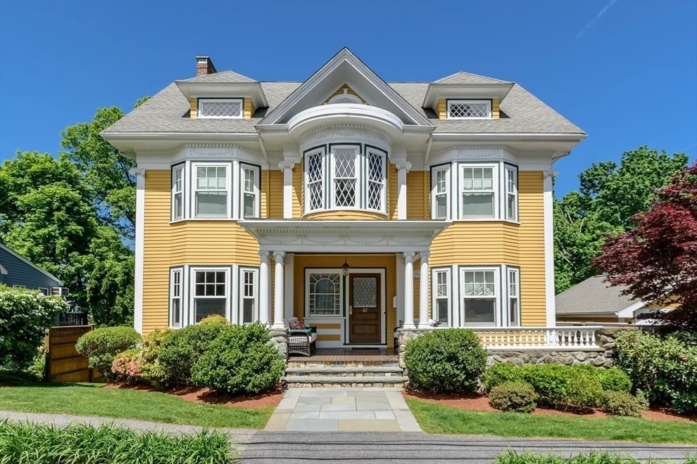 Unit for sale at 57 Waban Hill Rd N, Newton, MA 02467