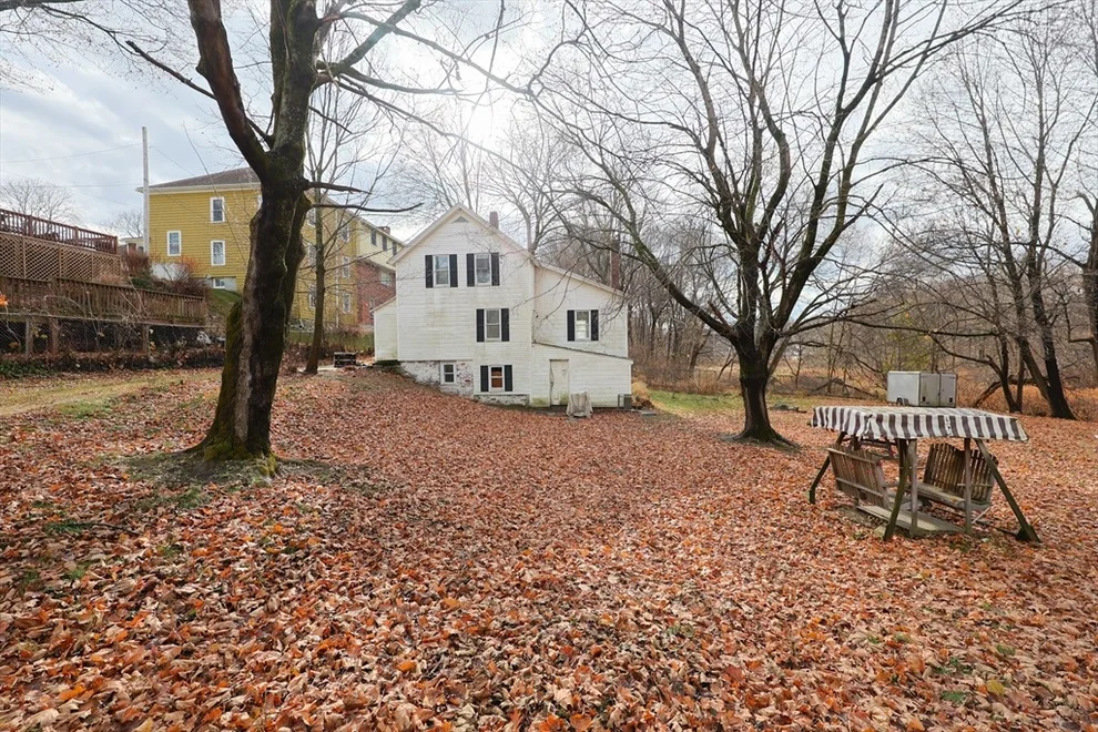 Unit for sale at 158-1/2 West St, Clinton, MA 01510