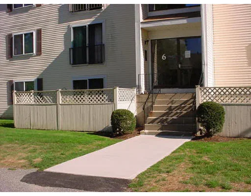 Unit for sale at 6 Village Green Ln, Natick, MA 01760