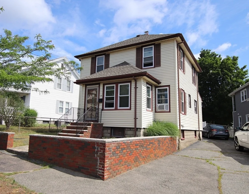 Unit for sale at 14 Ballard St., Saugus, MA 01906