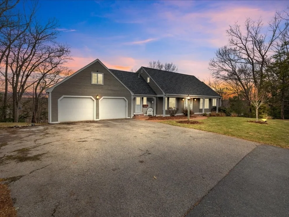 Unit for sale at 102 Spring Lane, Canton, MA 02021
