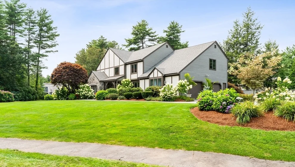 Unit for sale at 7 Saddle Ridge Road, Sudbury, MA 01776