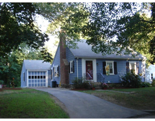 Unit for sale at 7 Westbrook Circle, Worcester, MA 01602