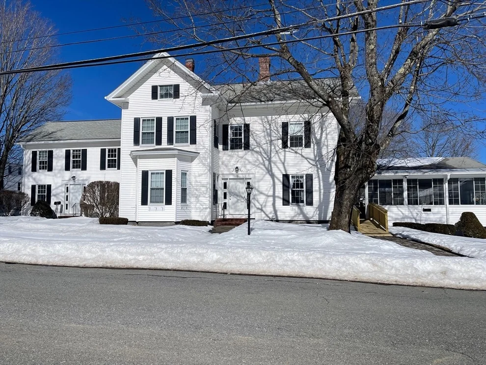 Unit for sale at 15-17 Oak St, Winchendon, MA 01475