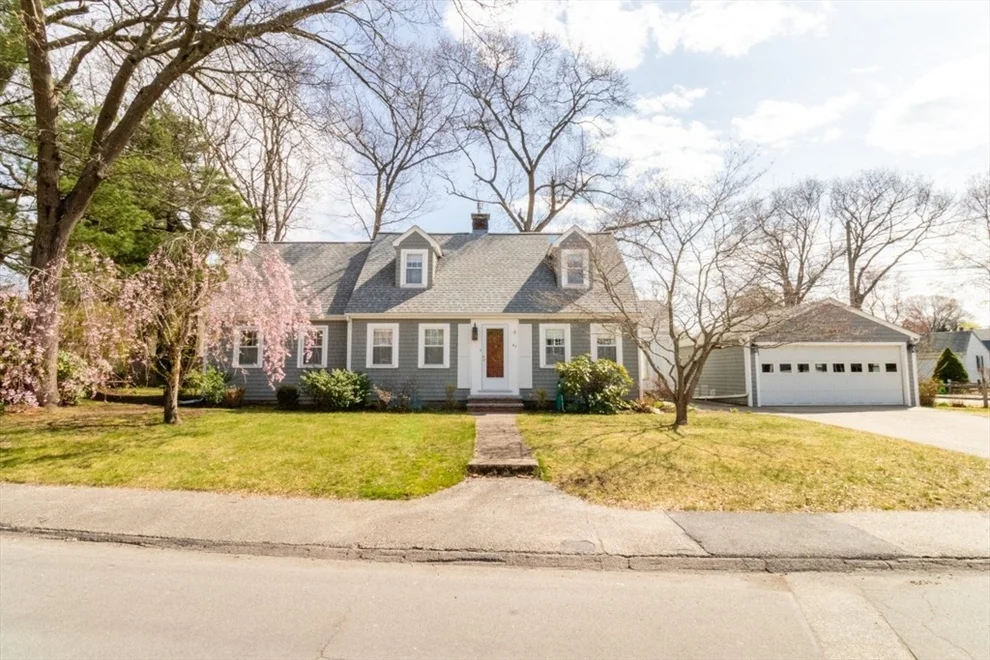 Unit for sale at 67 Park Ave, Braintree, MA 02184