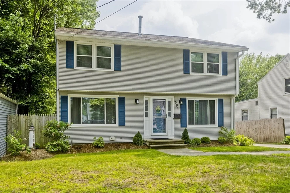 Unit for sale at 391 Plumtree Rd, Springfield, MA 01118