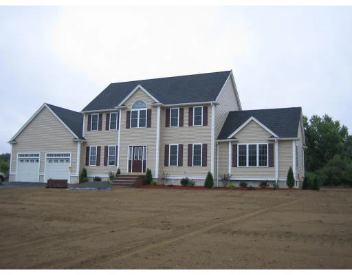 Unit for sale at lot 3 Deerfield Lane, Lakeville, MA 02347