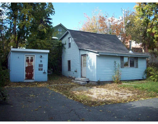 Unit for sale at 9 Meade St, Worcester, MA 01610
