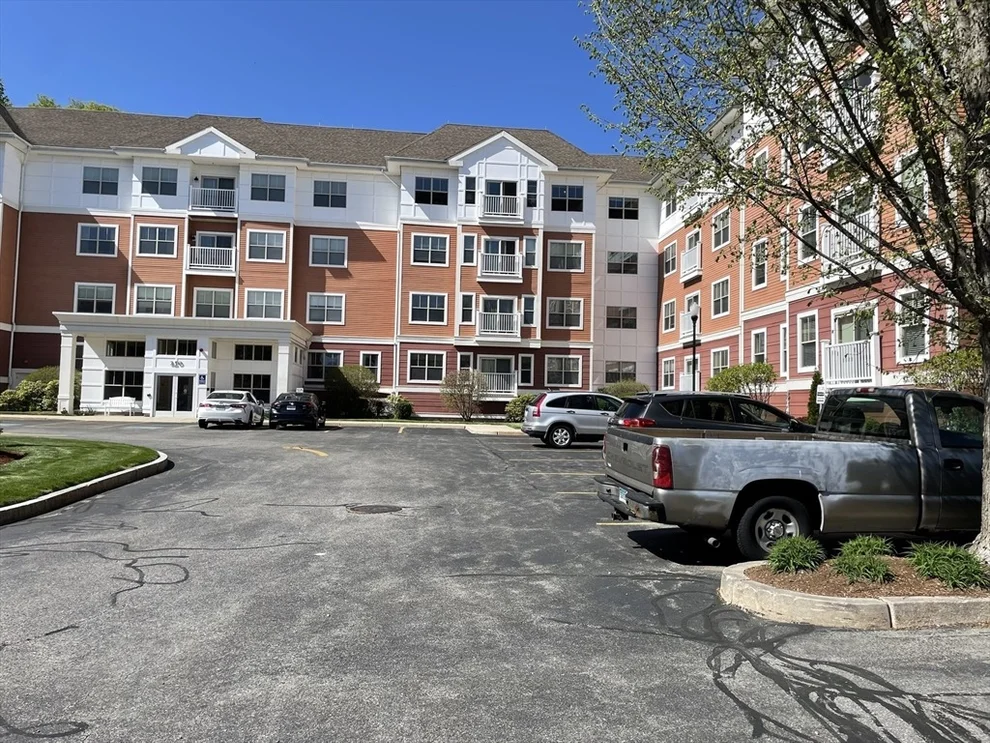 Unit for sale at 250 Main Street, Hudson, MA 01749