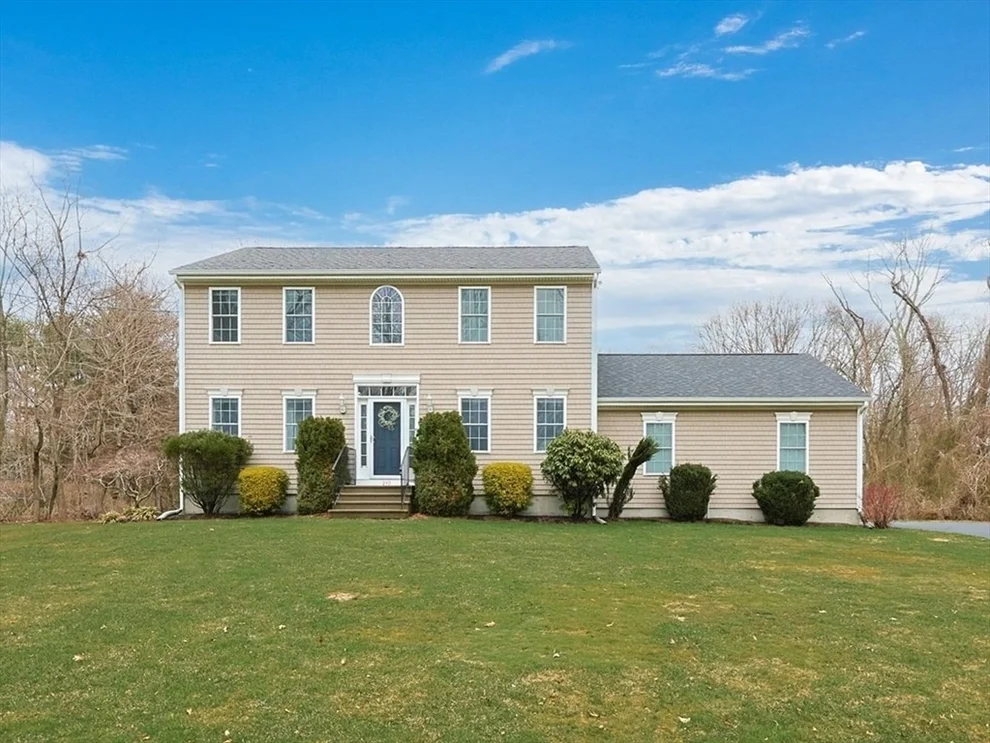Unit for sale at 249 Chestnut St, Rehoboth, MA 02769