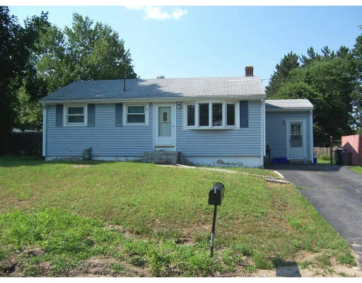 Unit for sale at 27 Grasshopper Lane, Tewksbury, MA 01876