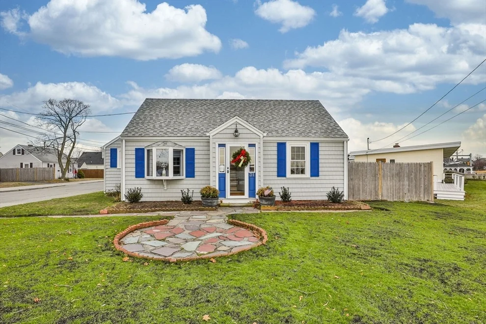 Unit for sale at 31 Mills Ave, Revere, MA 02151