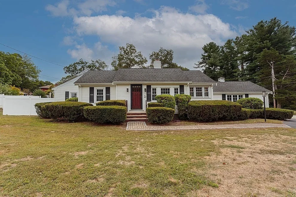 Unit for sale at 401 Middlesex Ave, Wilmington, MA 01887