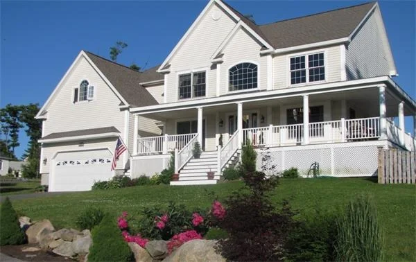 Unit for sale at 25 Lawndale Circle, Gloucester, MA 01930