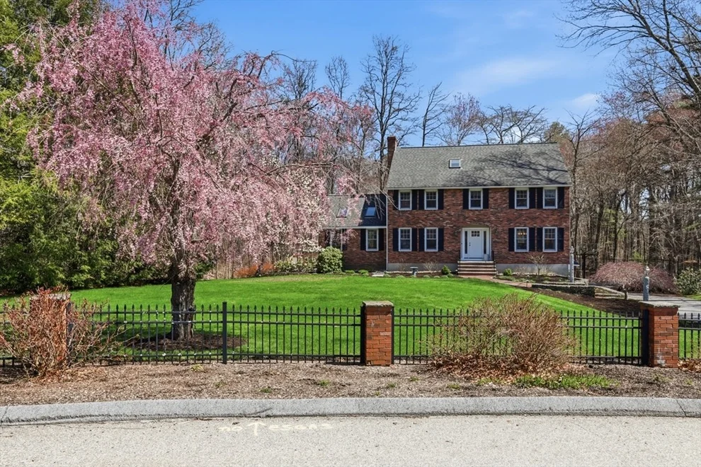 Unit for sale at 76 Tucker Farm Road, North Andover, MA 01845