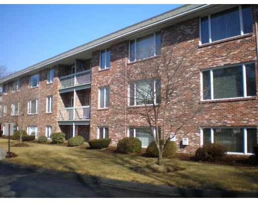 Unit for sale at 40 Cross St, Quincy, MA 02169